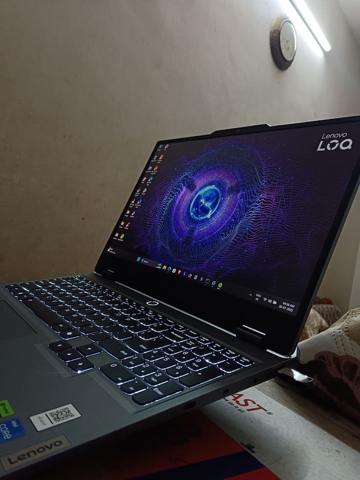 Lenovo IdeaPad 5 2-in-1 OLED 14" Core i7 16GB RAM 512GB SSD view 2