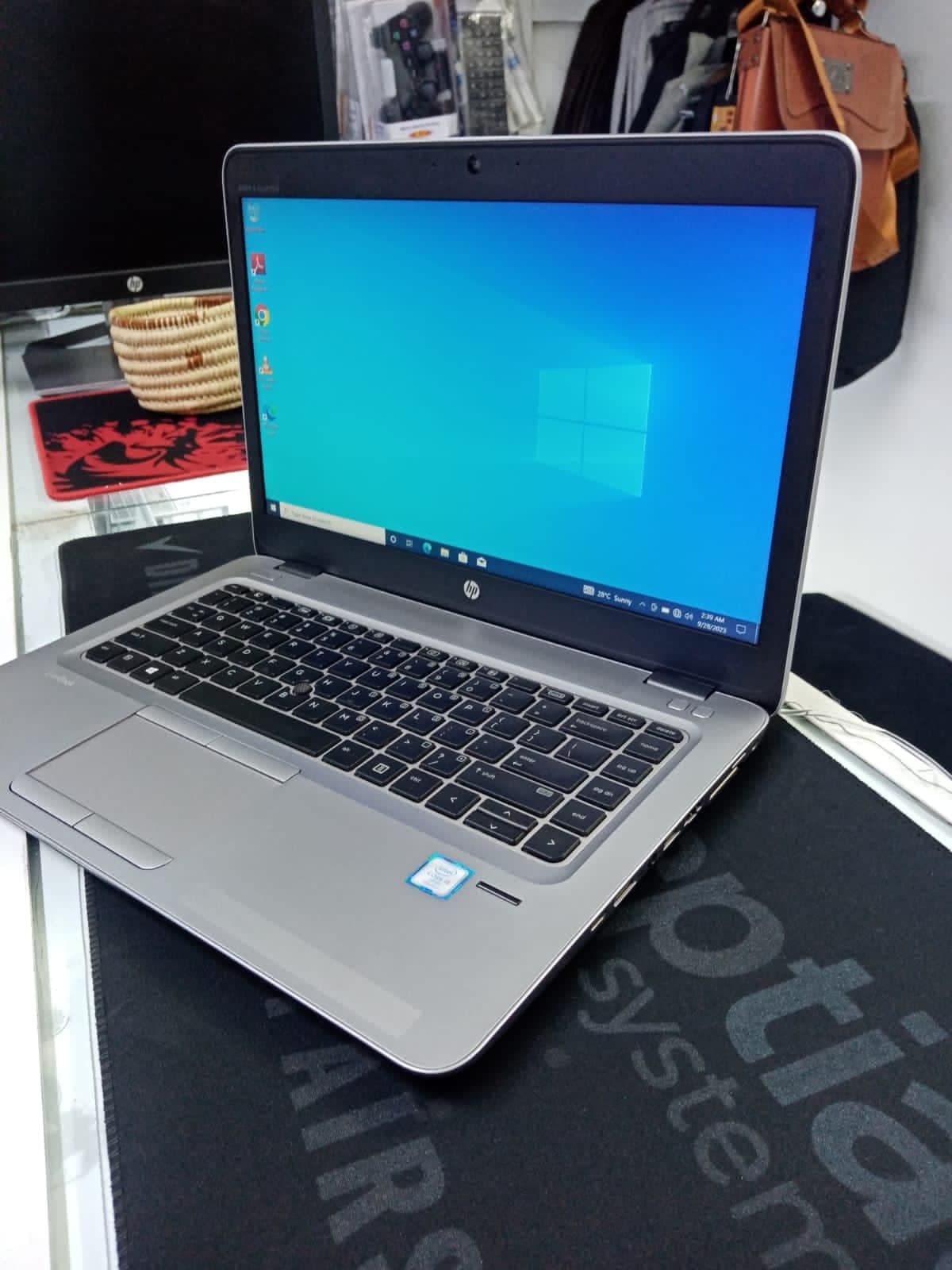 HP EliteBook 820 G4 12.5" Core i5 8GB RAM 256GB SSD Renewed