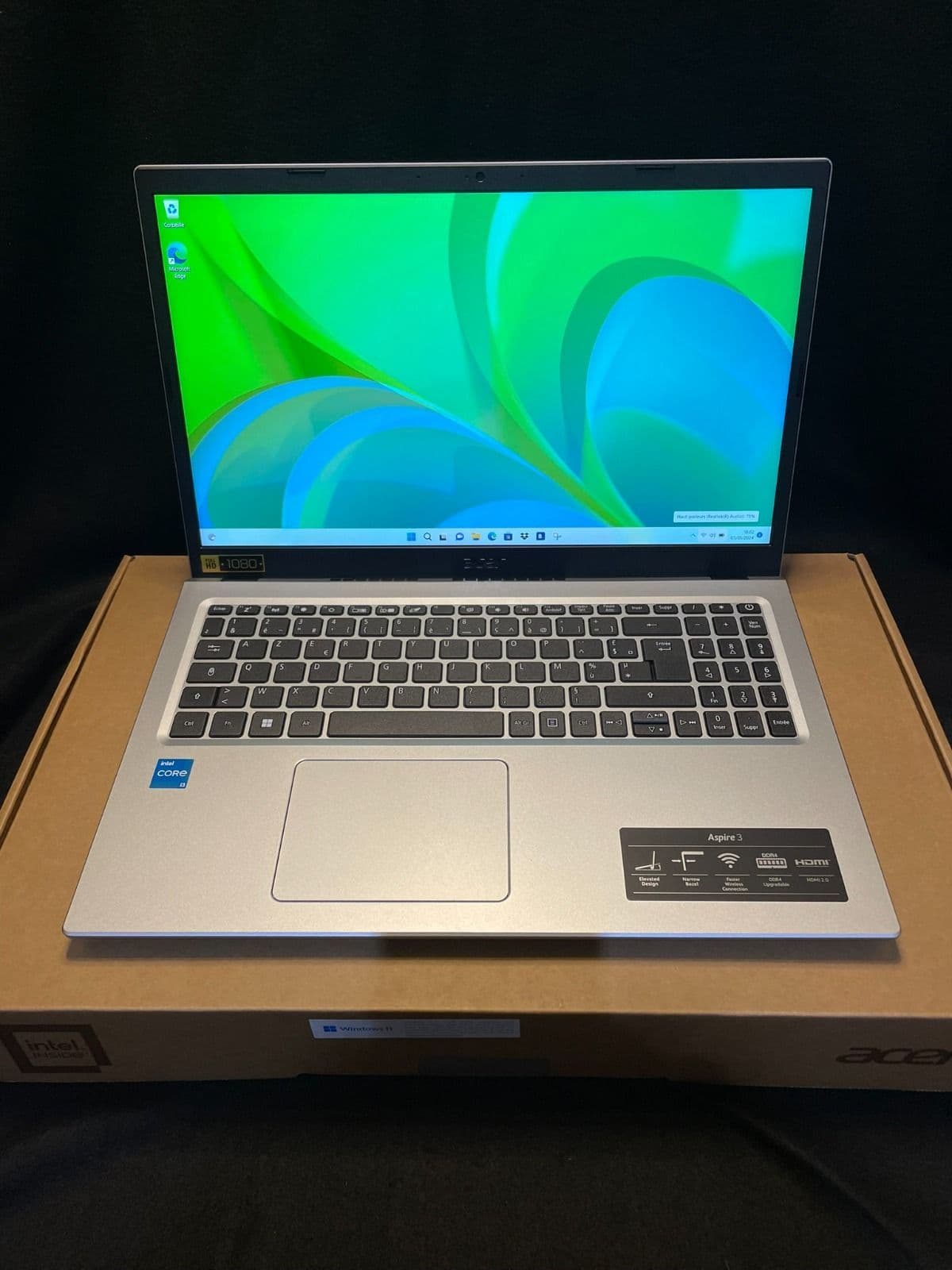 Acer Extensa 15 EX215 Intel Core i5 8GB RAM 512GB SSD 15.6"